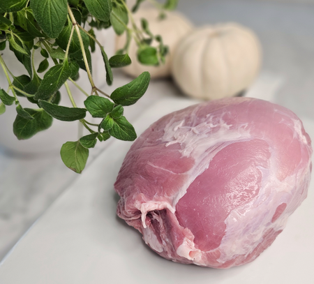 Szynka wieprzowa typu kulka ze świni Złotnickiej, ok 800g-1.2kg cały element