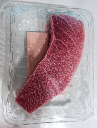 TORO z tuńczyk błekitnopłetwego, IKEJIME świeża porcja ok 1 kg