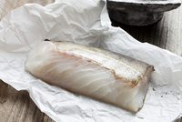 Dorsz atlantycki świeża polędwica ze skórą bez ości, 1 kg (2-3 polędwice)