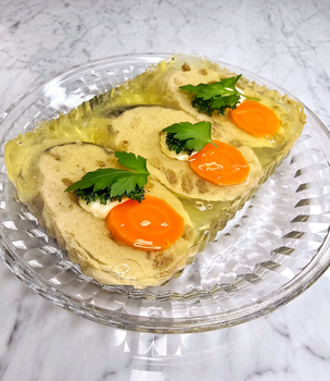 Faszerowany karp w galarecie z rodzynkami 3 porcje ok 540 g