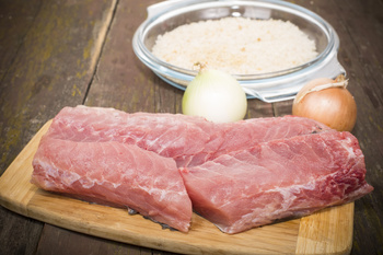 Wigilijny filet z karpia Popularnej Ryby, 2 filety karpia marynowane w cebuli z cytryną, vacum ok 1,2kg