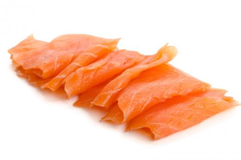 Łosoś Wędzony na Zimno w Plastrach