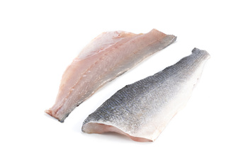 Okoń morski filet ze skórą, waga ok 100-140g /szt op.1 kg ( 6-7 filetów)