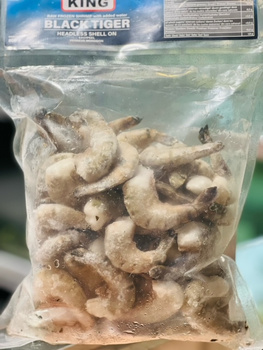 Krewetka Black Tiger 26/30 Oczyszczona w Pancerzu
