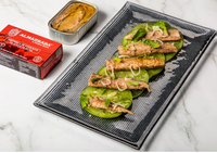 Toro z tuńczyka w oliwie z oliwek